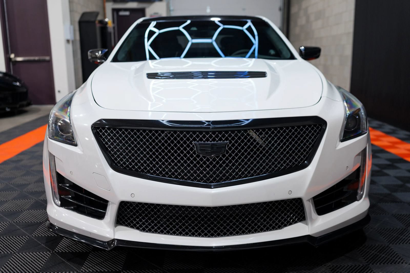 Used 2016 Cadillac CTS V w/ Luxury Package RWD image 9