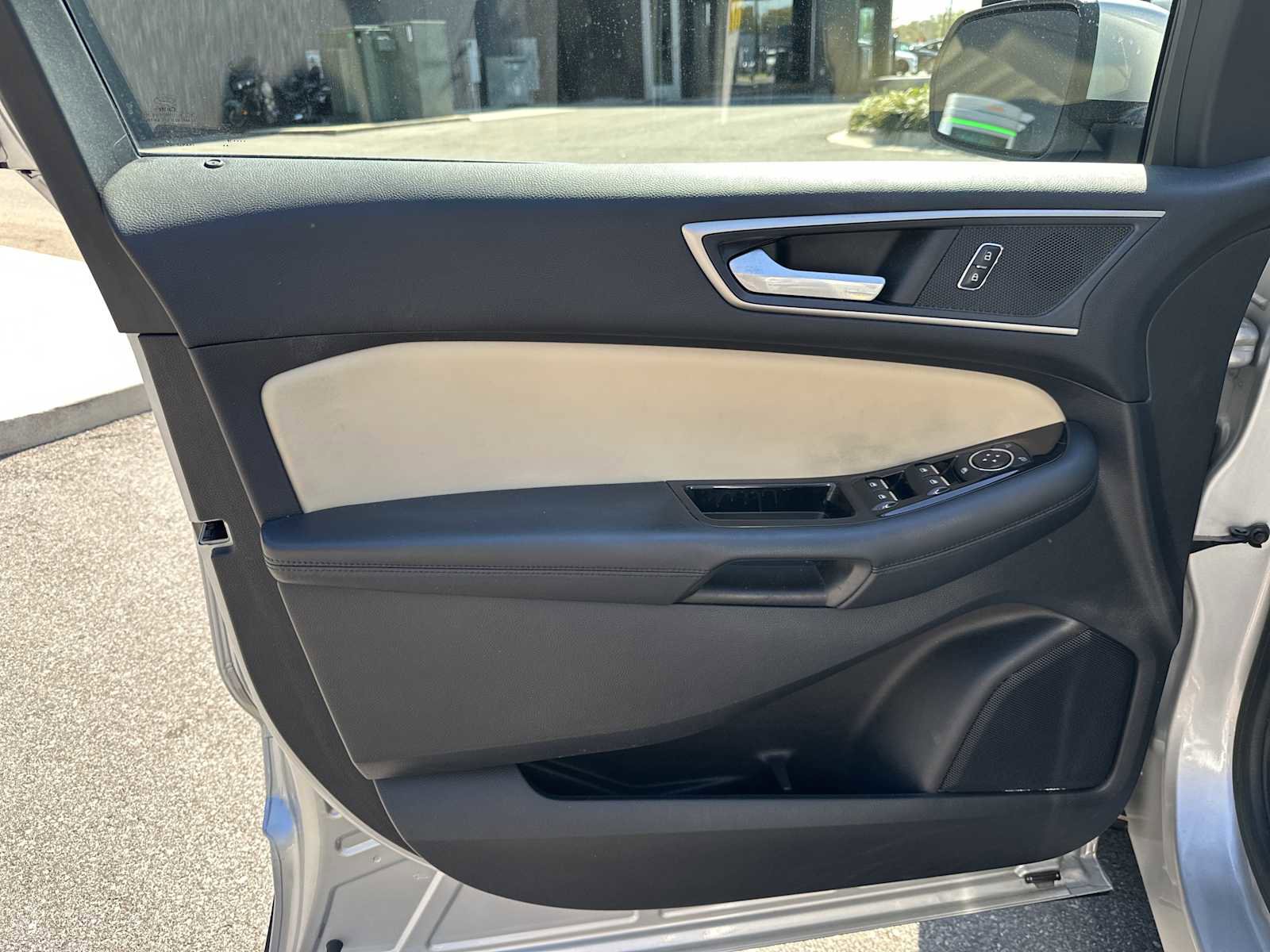 Used 2019 Ford Edge SEL w/ Equipment Group 201A image 13