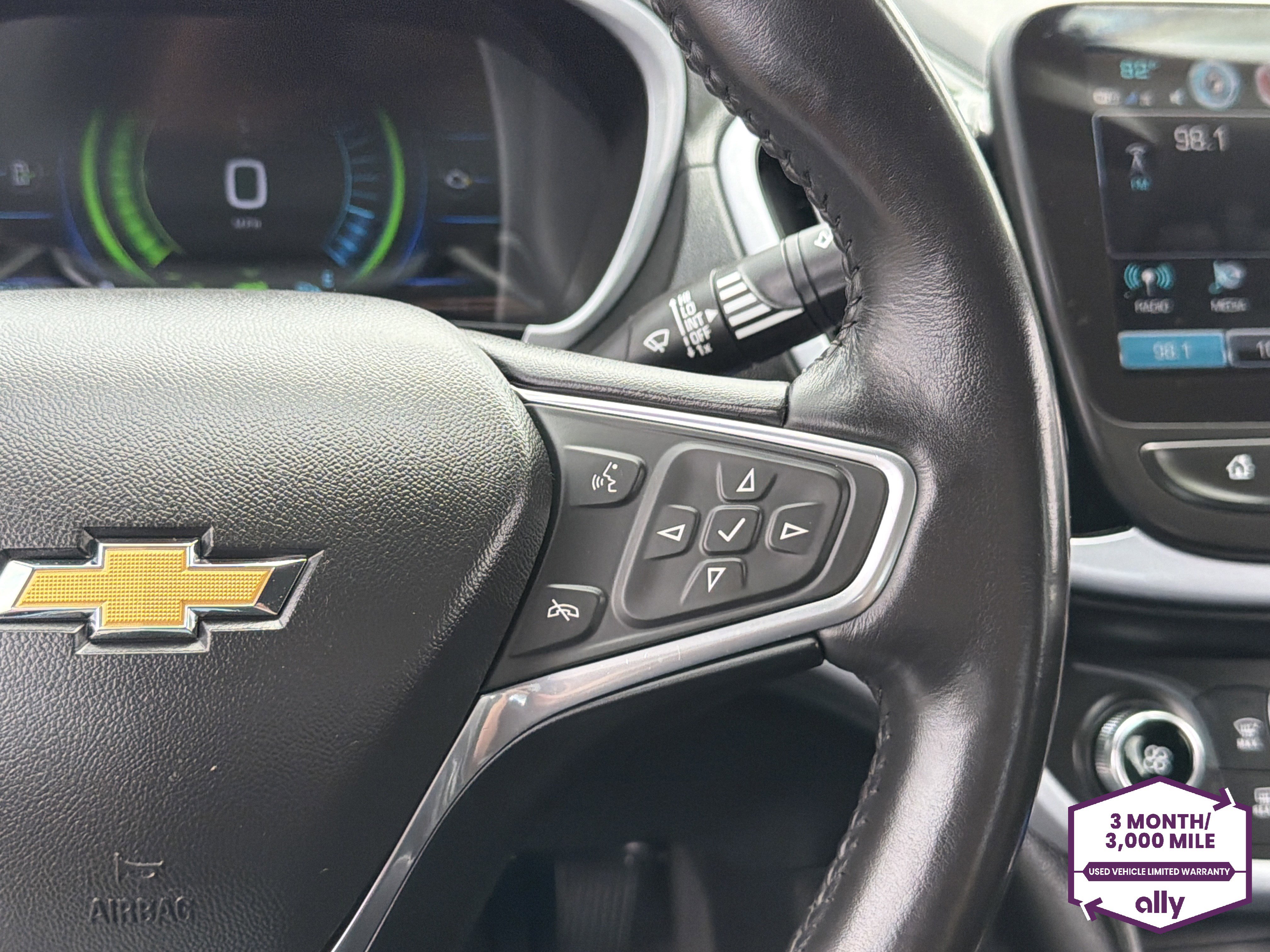 Used 2018 Chevrolet Volt LT w/ LT Driver Confidence Package FWD image 17
