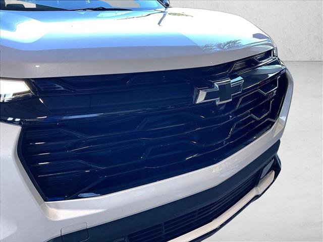 Used 2025 Chevrolet Equinox RS FWD image 30