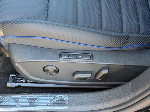 New 2026 Volkswagen Golf image 9