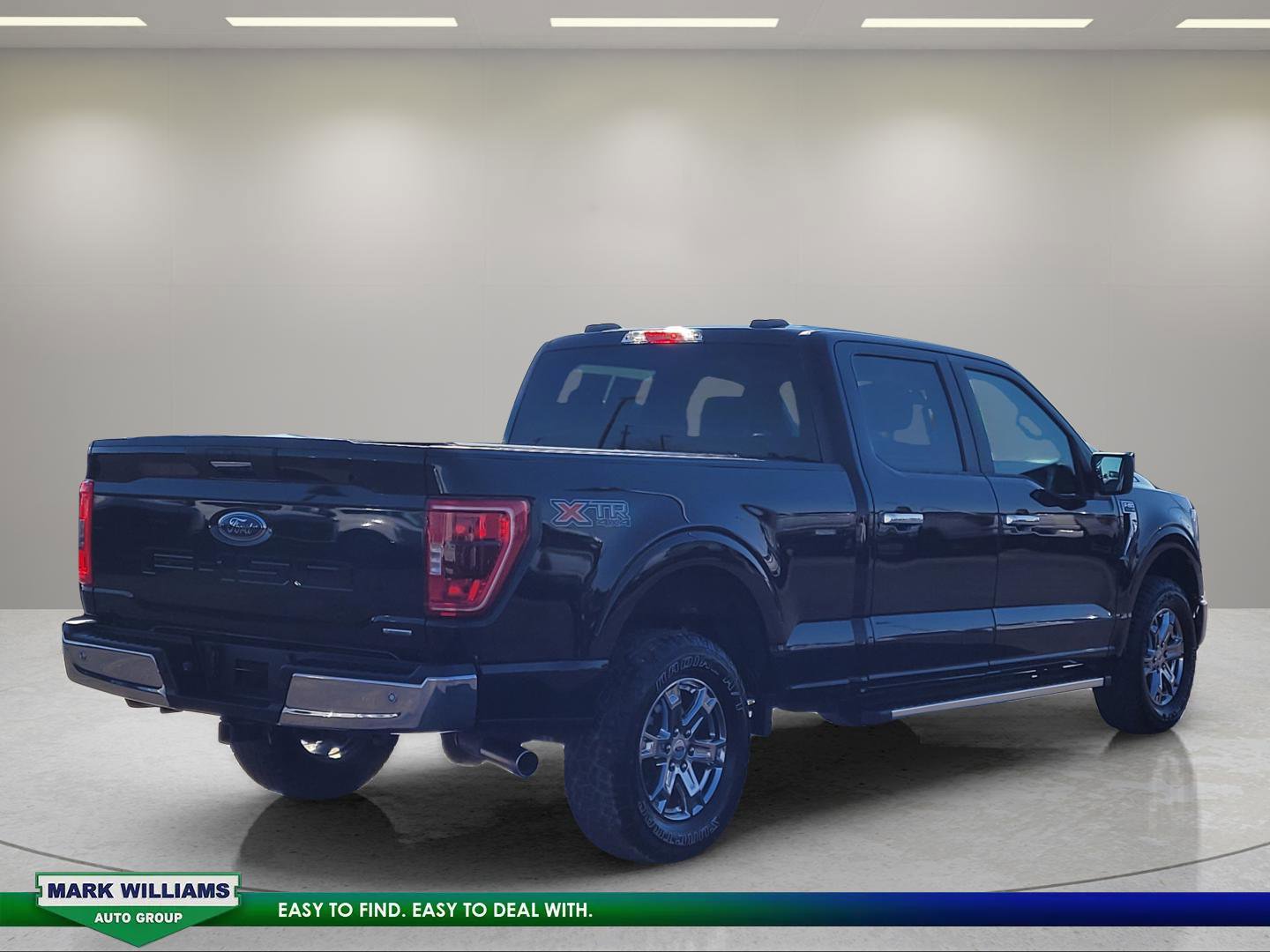 Used 2022 Ford F150 XLT w/ XTR Package AWD/4WD image 4