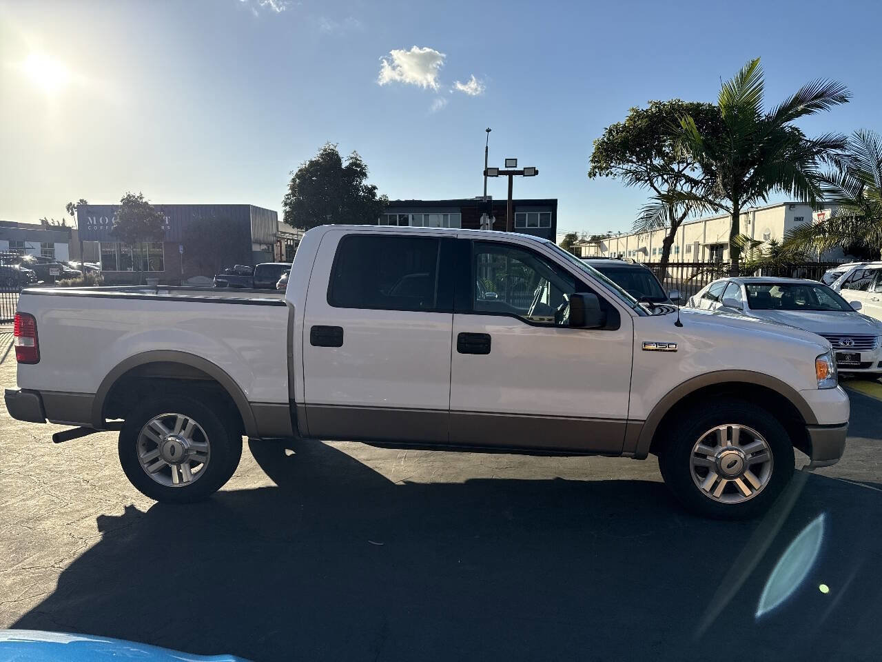 Used 2004 Ford F150 Lariat image 6