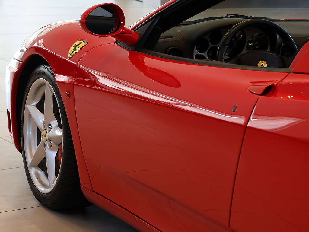 Used 2004 Ferrari 360 Spider RWD image 15