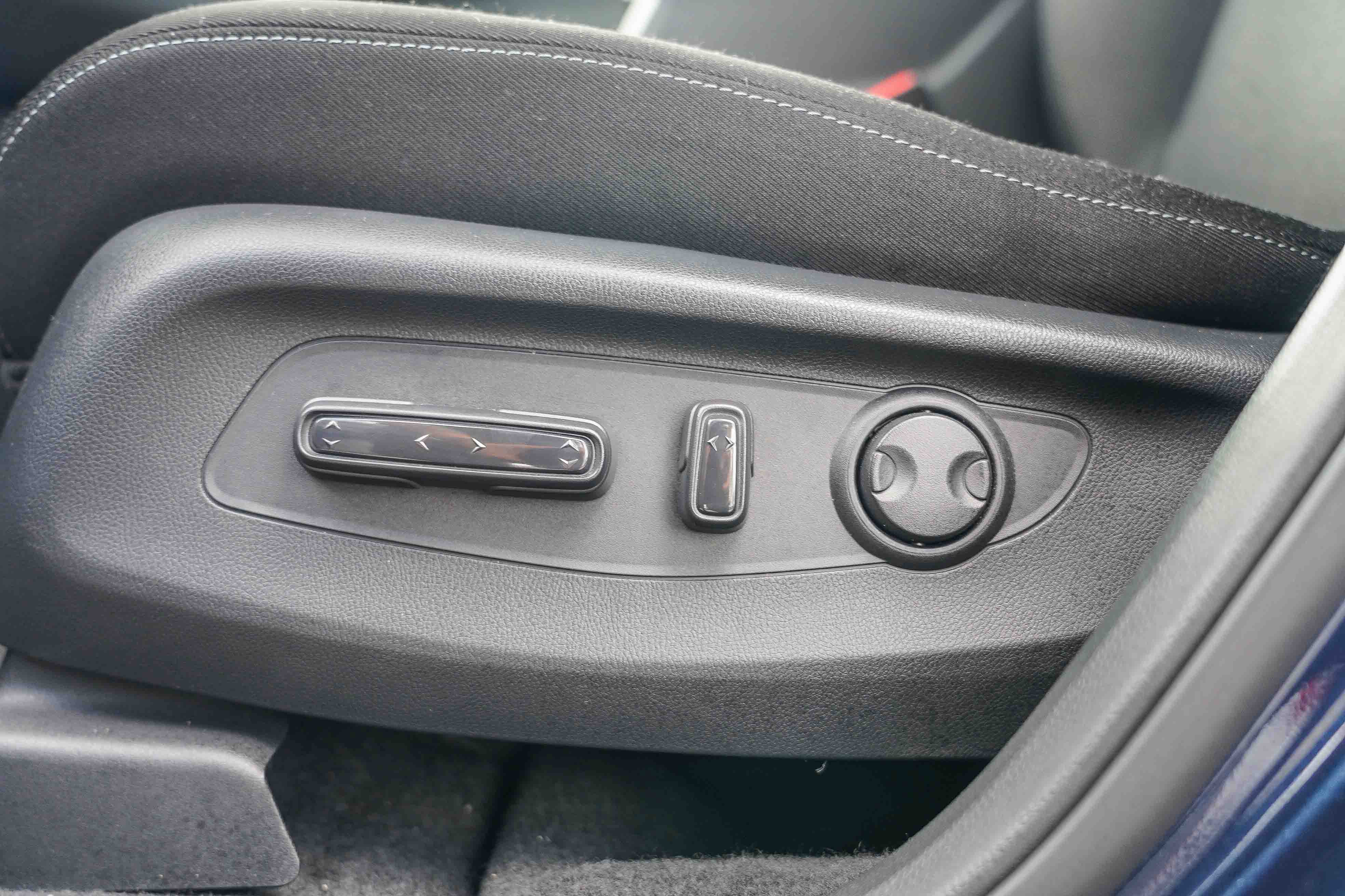 Used 2025 Honda CR-V EX image 26