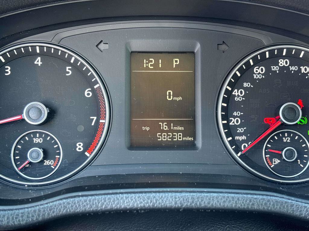 Used 2014 Volkswagen Passat Wolfsburg Edition image 19