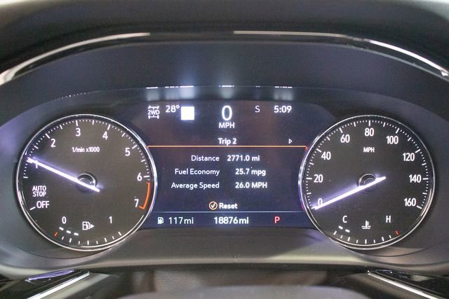 Used 2023 Buick Envision Avenir image 23