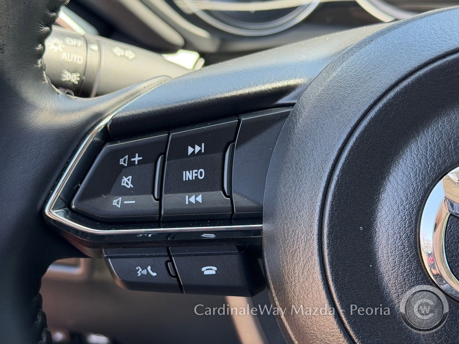 Used 2025 MAZDA CX-5 AWD 2.5 S w/ Preferred Package image 23