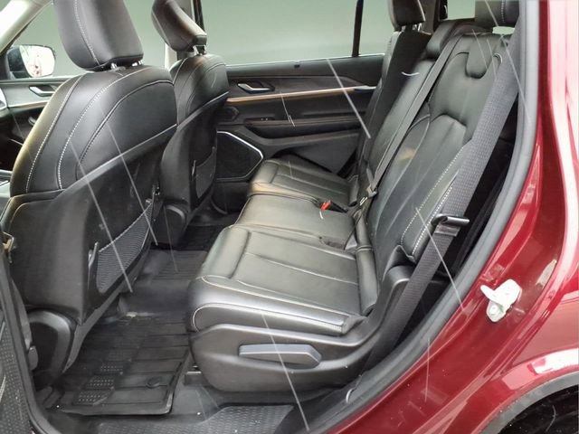 Used 2024 Jeep Grand Cherokee L Limited w/ Luxury Tech Group II image 12