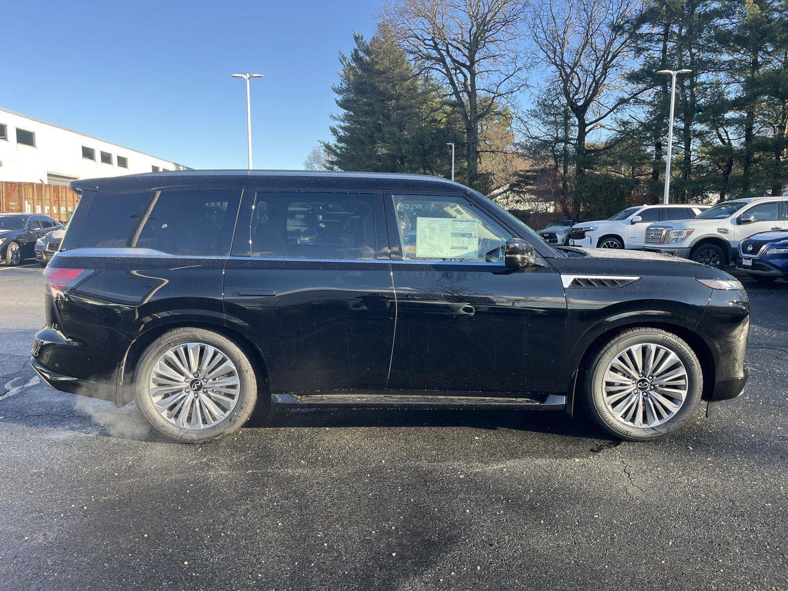 New 2026 INFINITI QX80 Luxe w/ Cargo Package image 2
