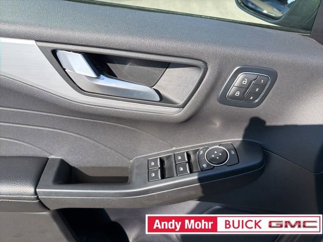 Used 2024 Ford Escape Platinum image 23