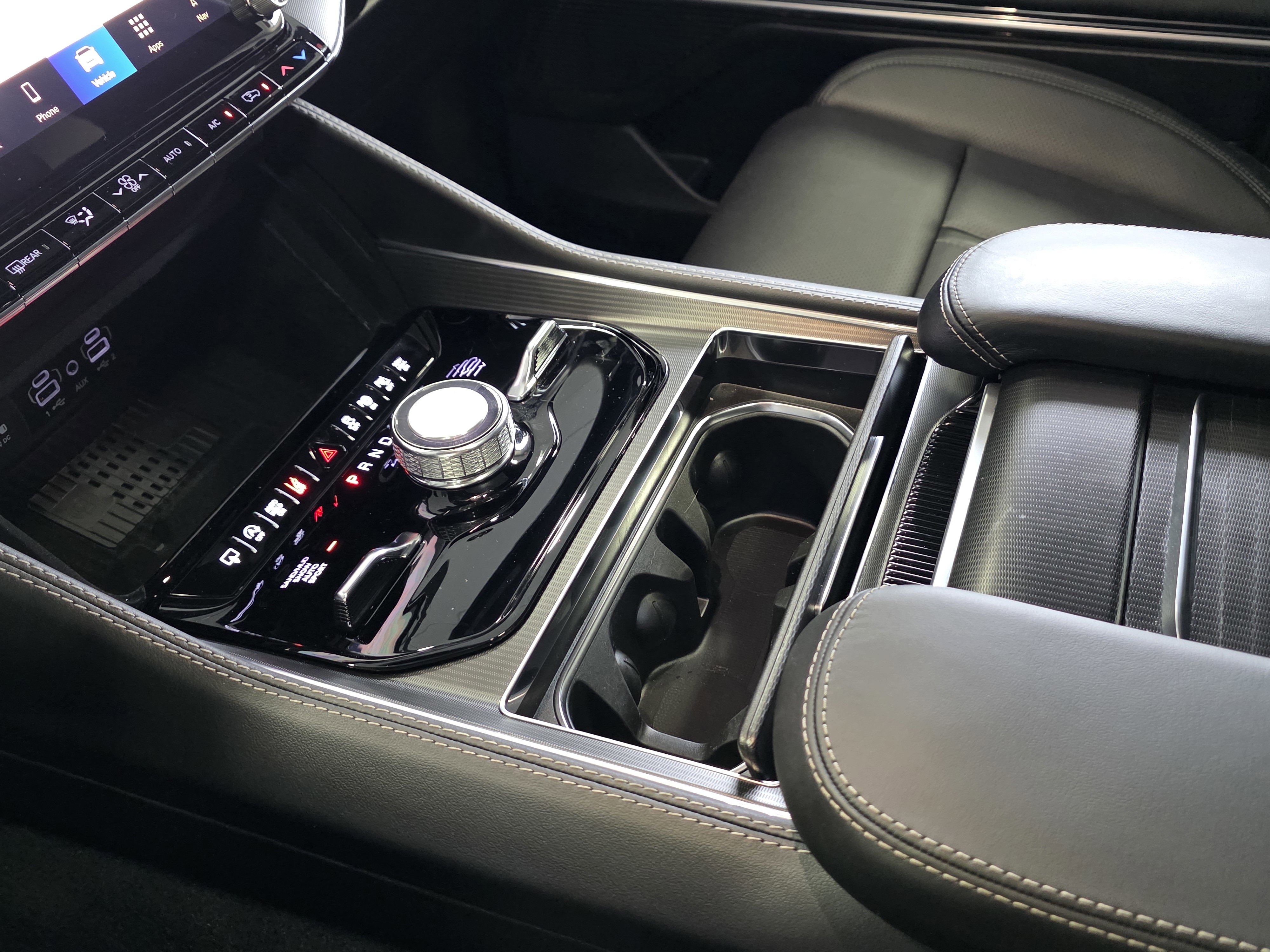 New 2026 Jeep Grand Wagoneer Summit image 12