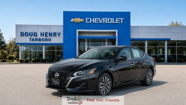 Used 2025 Nissan Altima 2.5 SV