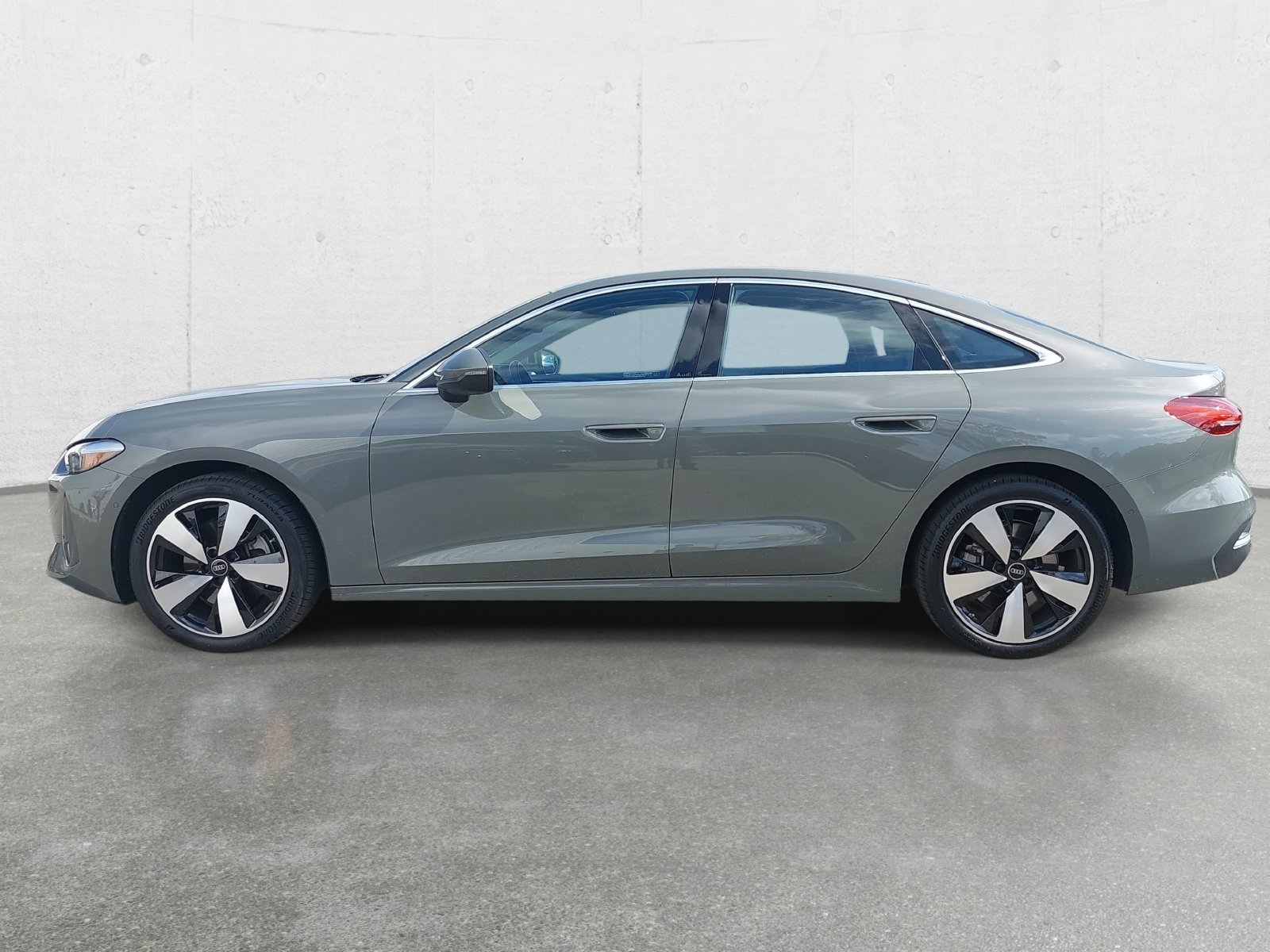 Certified 2025 Audi A5 Prestige w/ 19" Wheel Package AWD/4WD image 8