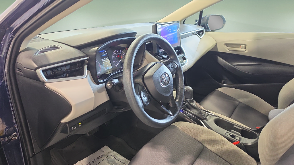 Used 2024 Toyota Corolla LE FWD image 14