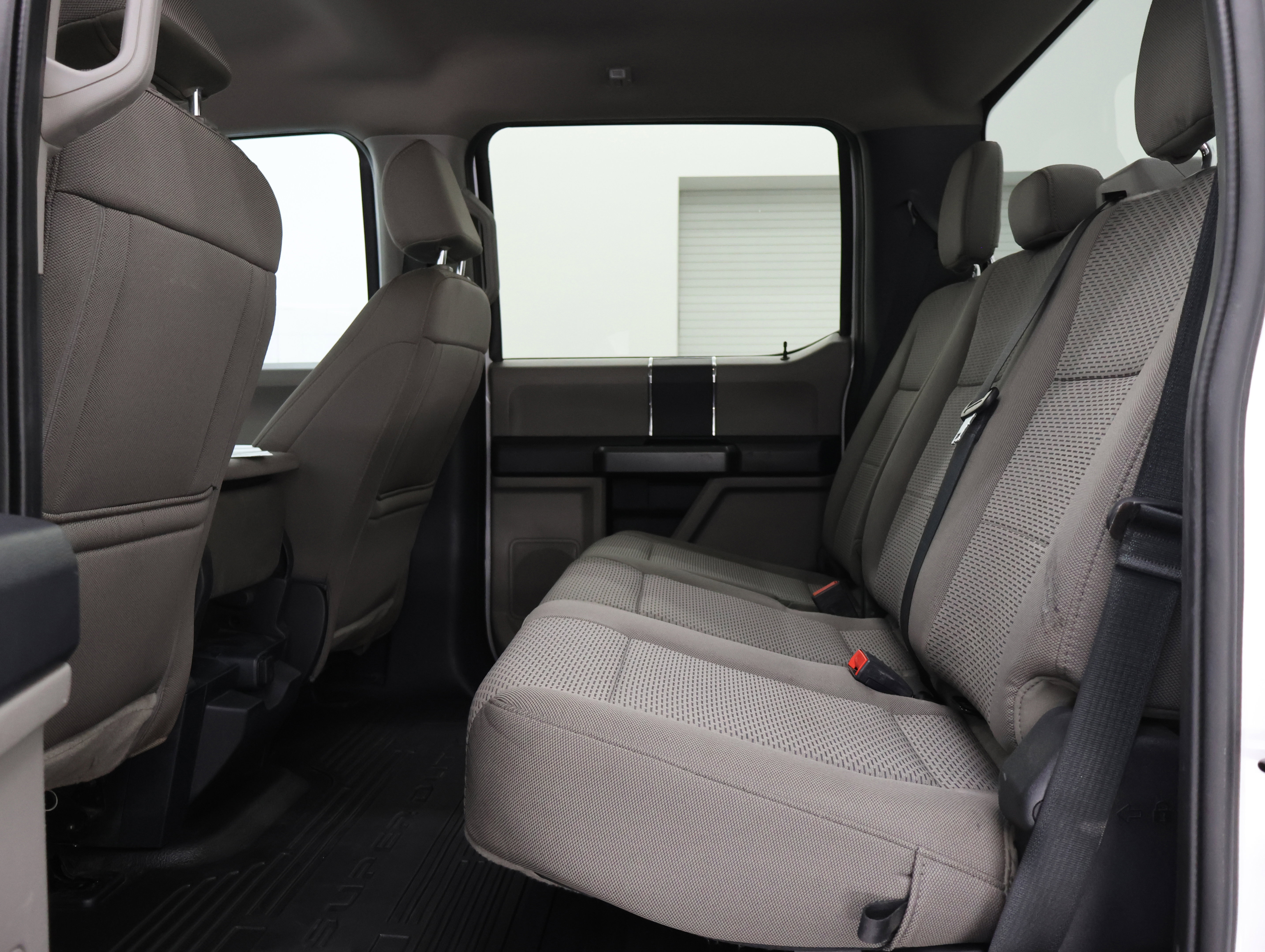 Used 2022 Ford F350 XLT w/ XLT Value Package image 9