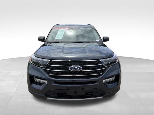 Used 2023 Ford Explorer XLT w/ Equipment Group 202A AWD/4WD image 3
