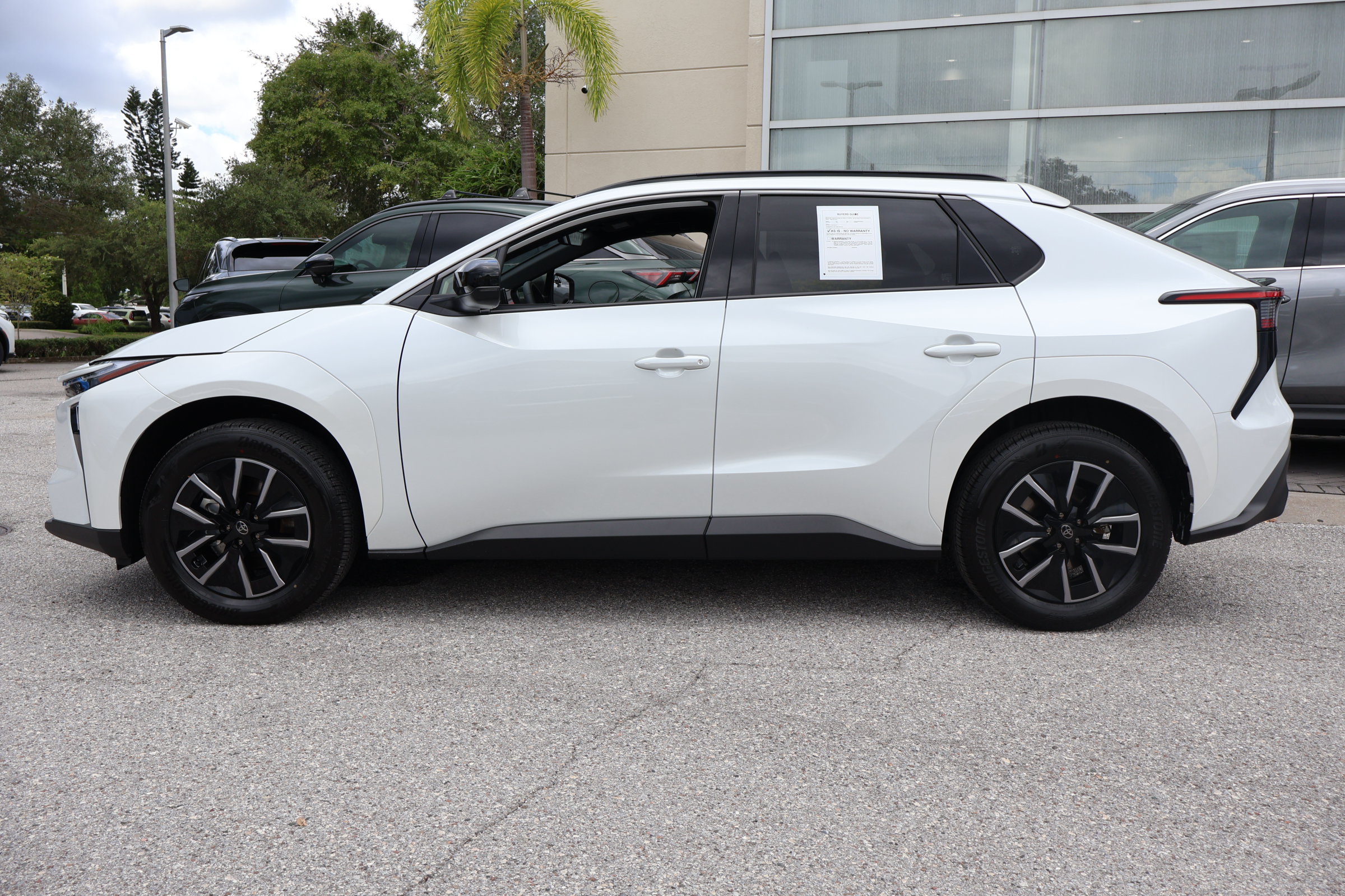 Used 2026 Toyota bZ FWD image 5