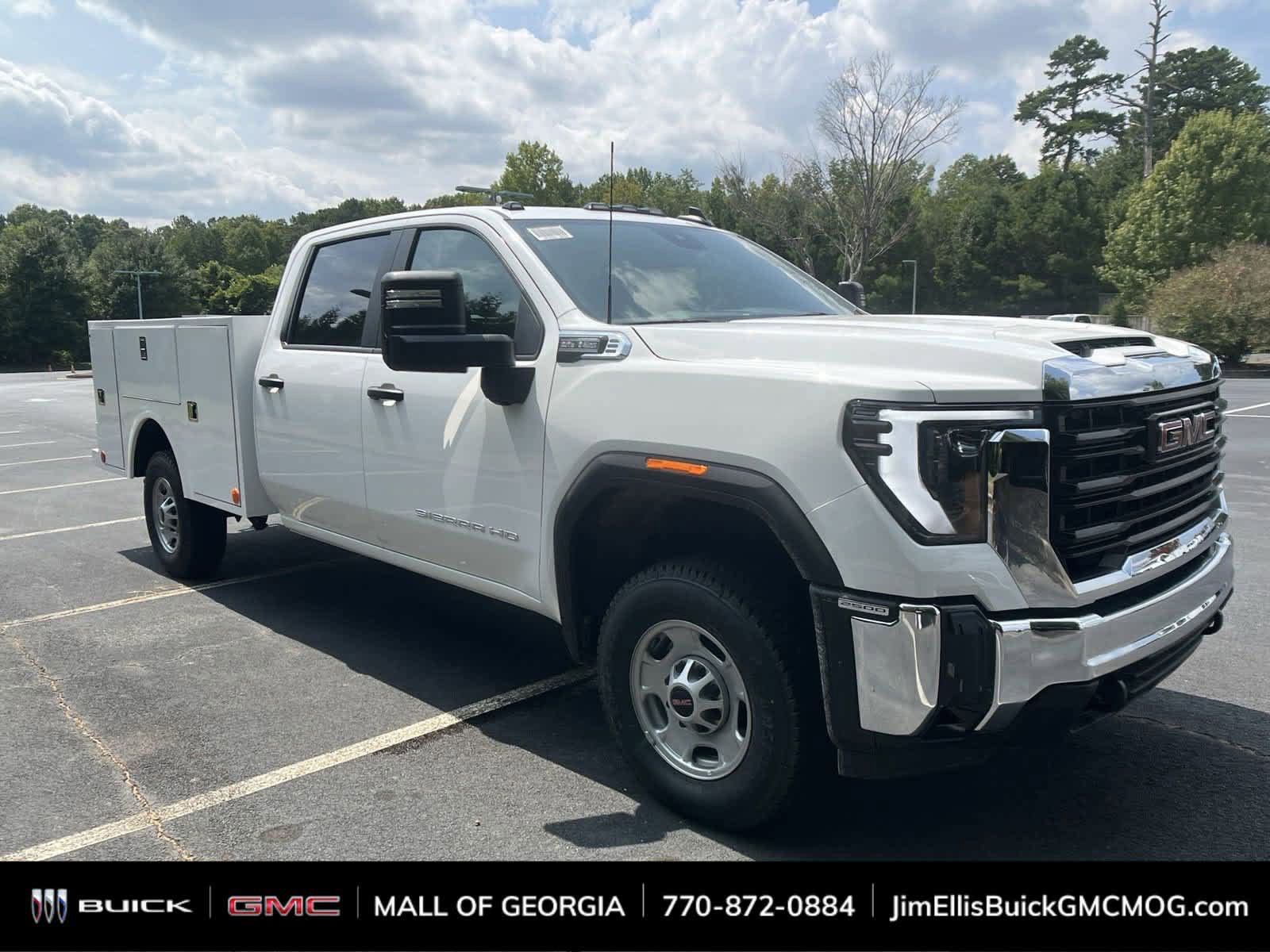 New 2024 GMC Sierra 2500 Pro w/ Convenience Package image 2