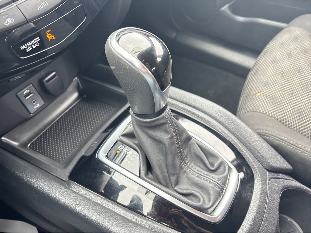 Used 2017 Nissan Rogue Sport SV AWD/4WD image 29
