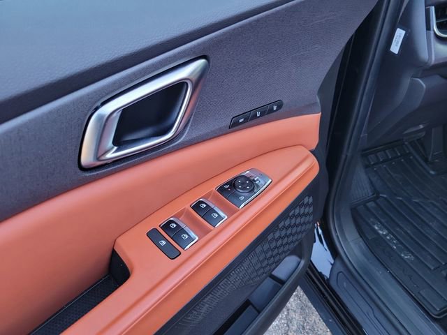 Used 2026 Kia Carnival EX image 13