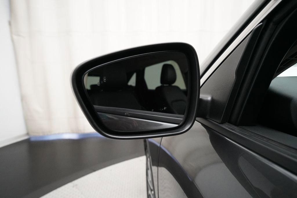 Used 2020 Ford Escape SEL image 25