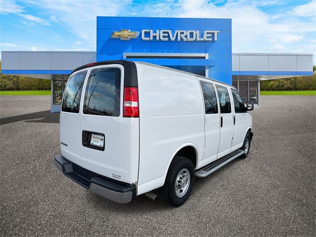 Used 2024 Chevrolet Express 2500 w/ Driver Convenience Package image 5