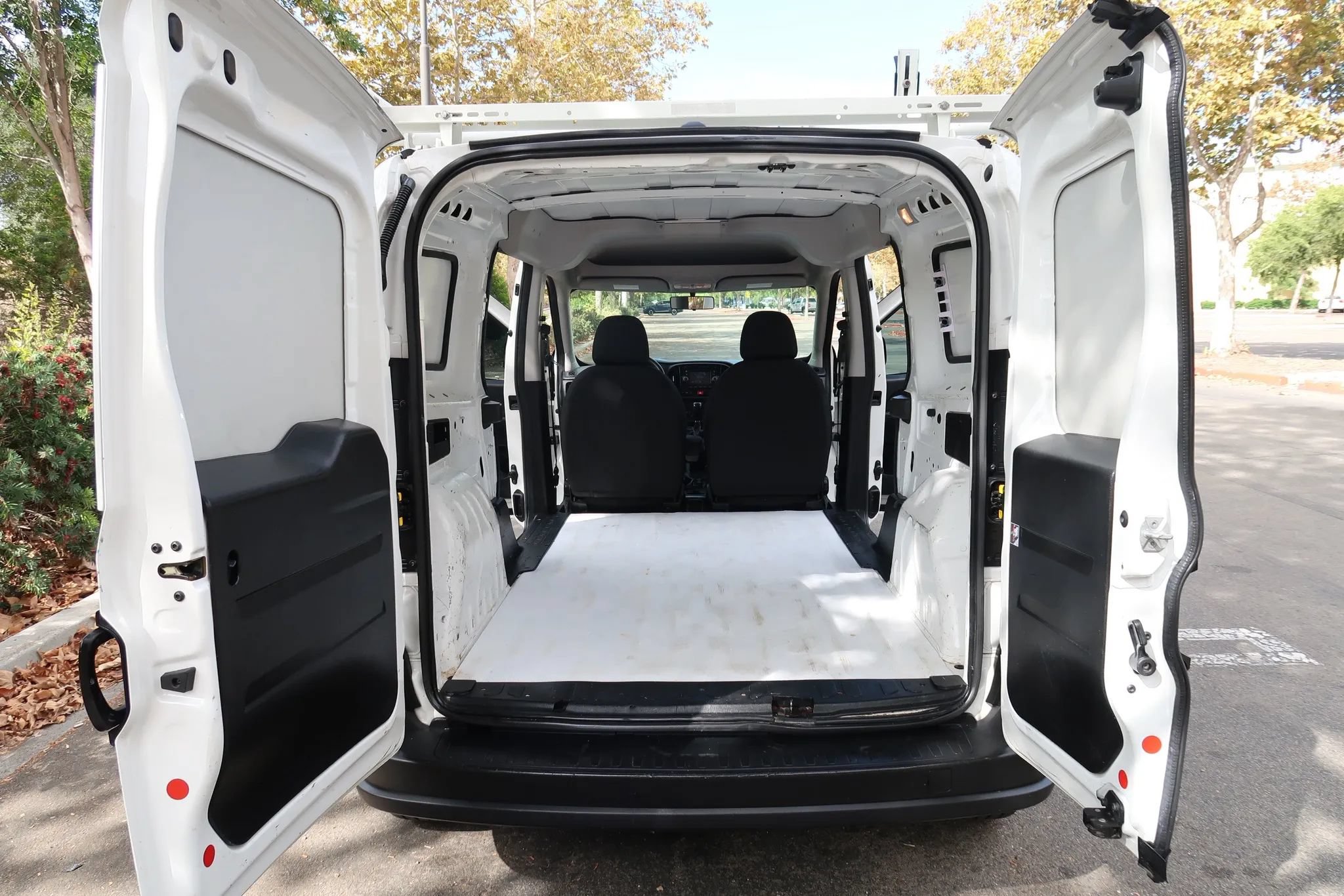 Used 2018 RAM ProMaster City Tradesman FWD image 19