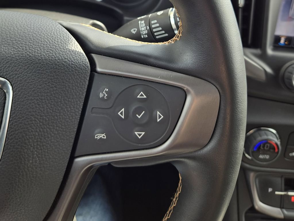 Used 2023 GMC Terrain AT4 w/ Tech Package image 24