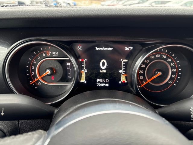 Used 2020 Jeep Wrangler Unlimited Sahara image 15