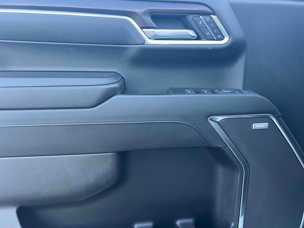 Used 2023 GMC Sierra 1500 SLT w/ SLT Convenience Package AWD/4WD image 15