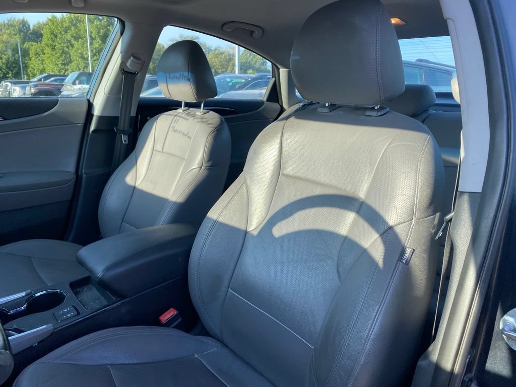Used 2011 Hyundai Sonata Limited FWD image 14