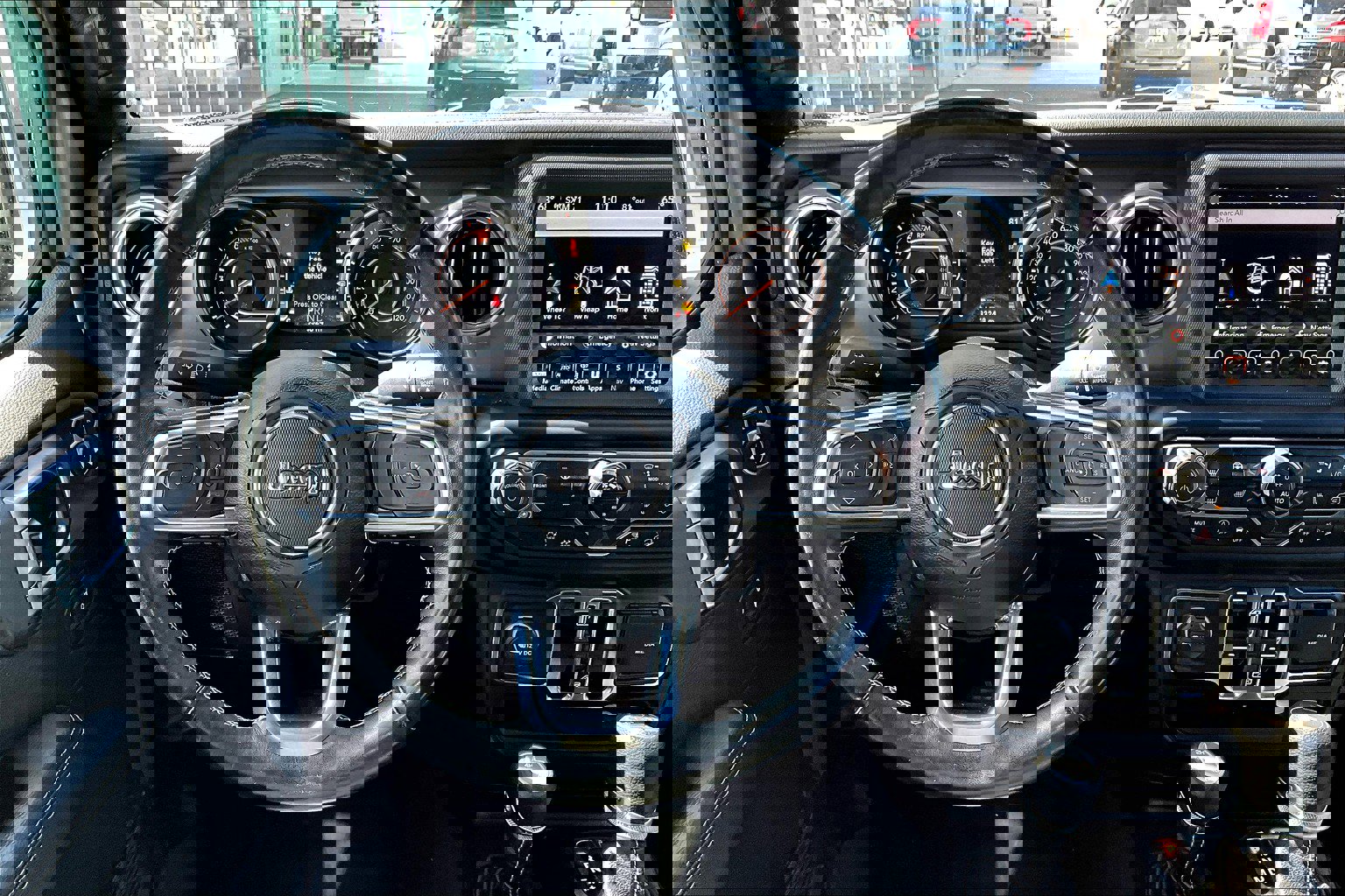 Used 2020 Jeep Wrangler Unlimited Sahara image 5