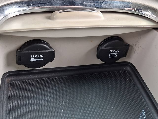 Used 2016 Dodge Grand Caravan SXT FWD image 26