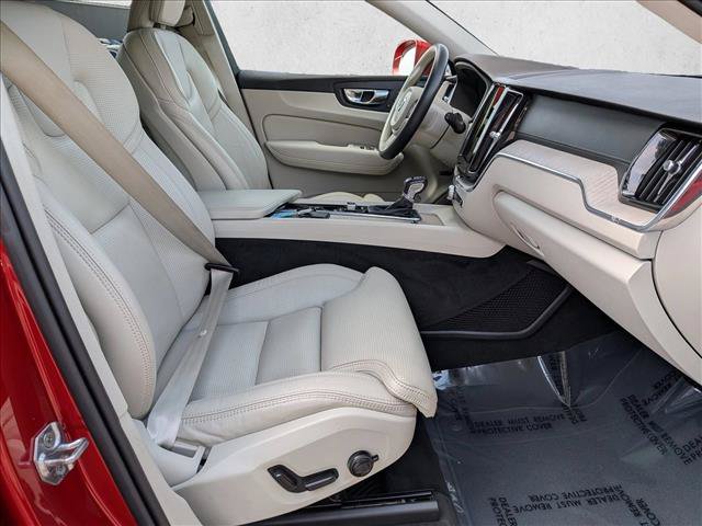 Used 2021 Volvo XC60 T6 Inscription AWD/4WD image 22