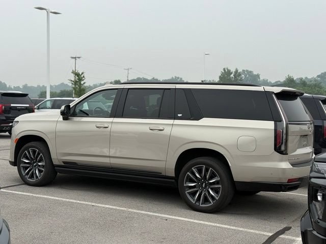 Used 2023 Cadillac Escalade ESV Sport w/ Touring Package AWD/4WD image 2