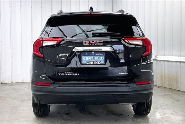 Certified 2022 GMC Terrain SLE w/ Driver Convenience Package image 4