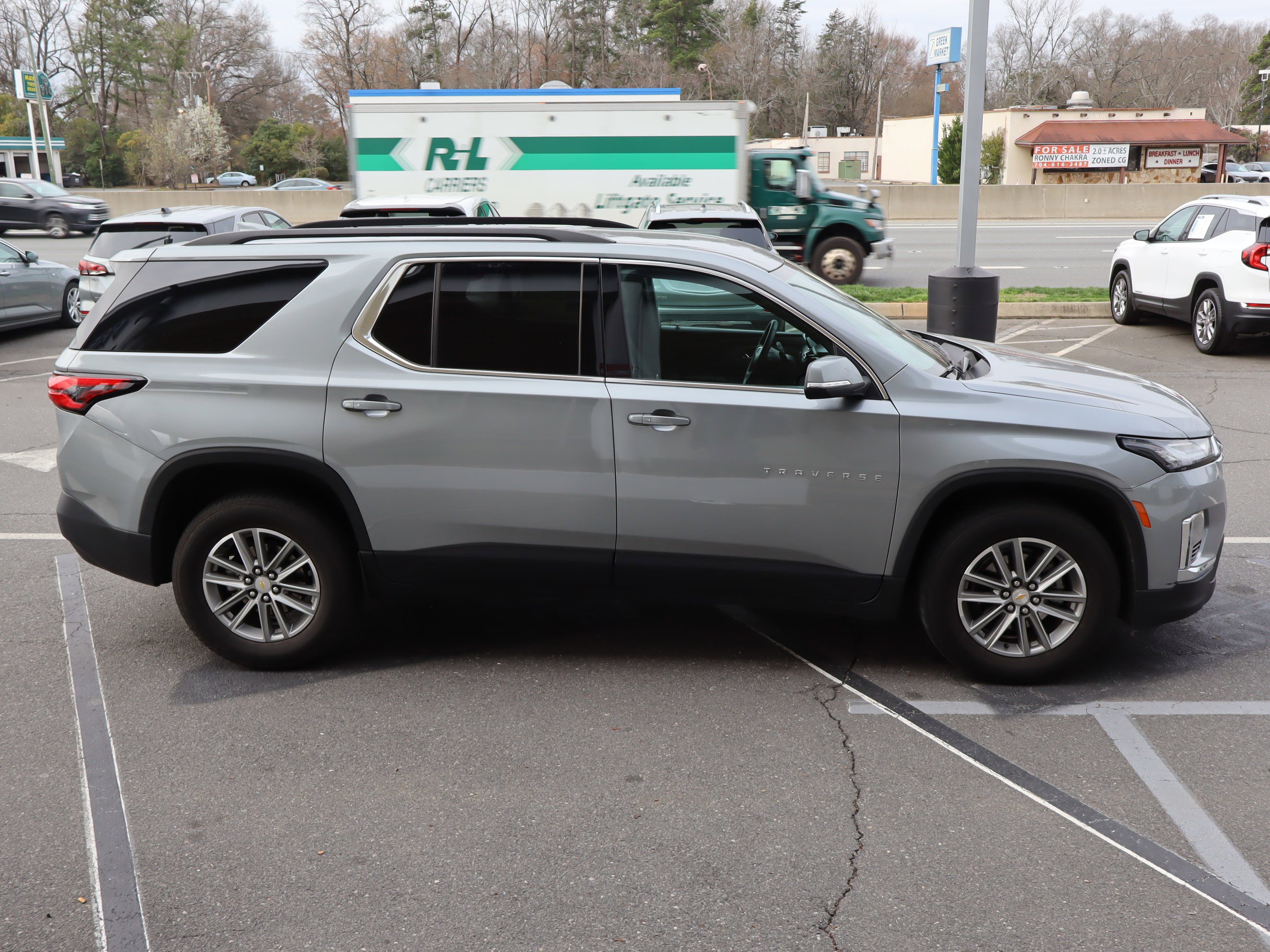 Certified 2023 Chevrolet Traverse LT w/ LPO, Floor Liner Package image 11