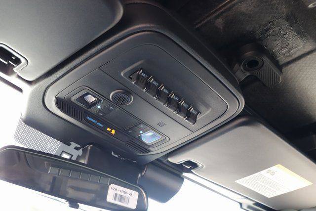 New 2025 Ford Bronco Badlands image 38