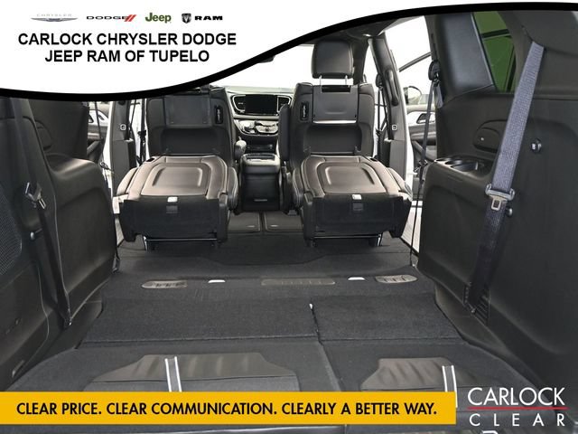 New 2026 Chrysler Pacifica Limited FWD image 46