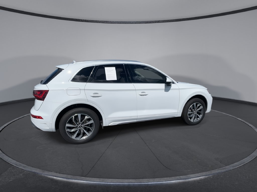 Used 2021 Audi Q5 2.0T Premium w/ Convenience Package AWD/4WD image 9