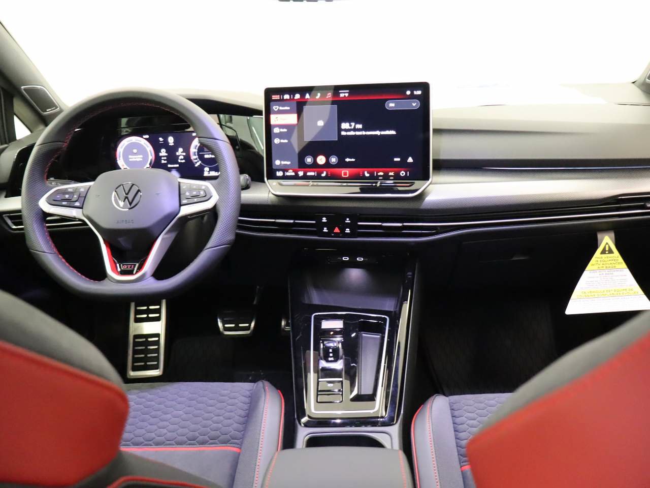 New 2026 Volkswagen Golf SE FWD image 12
