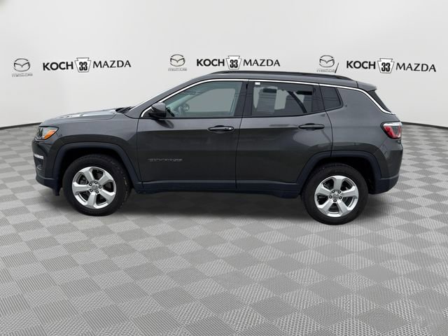 Used 2018 Jeep Compass Latitude AWD/4WD image 4