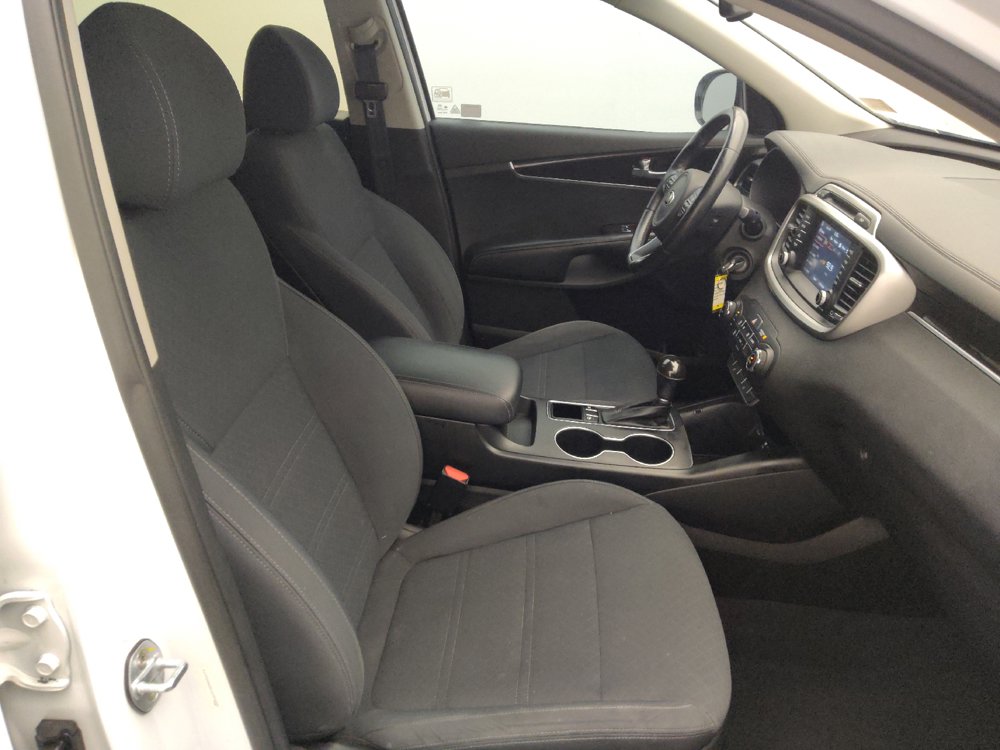 Used 2018 Kia Sorento FWD image 21
