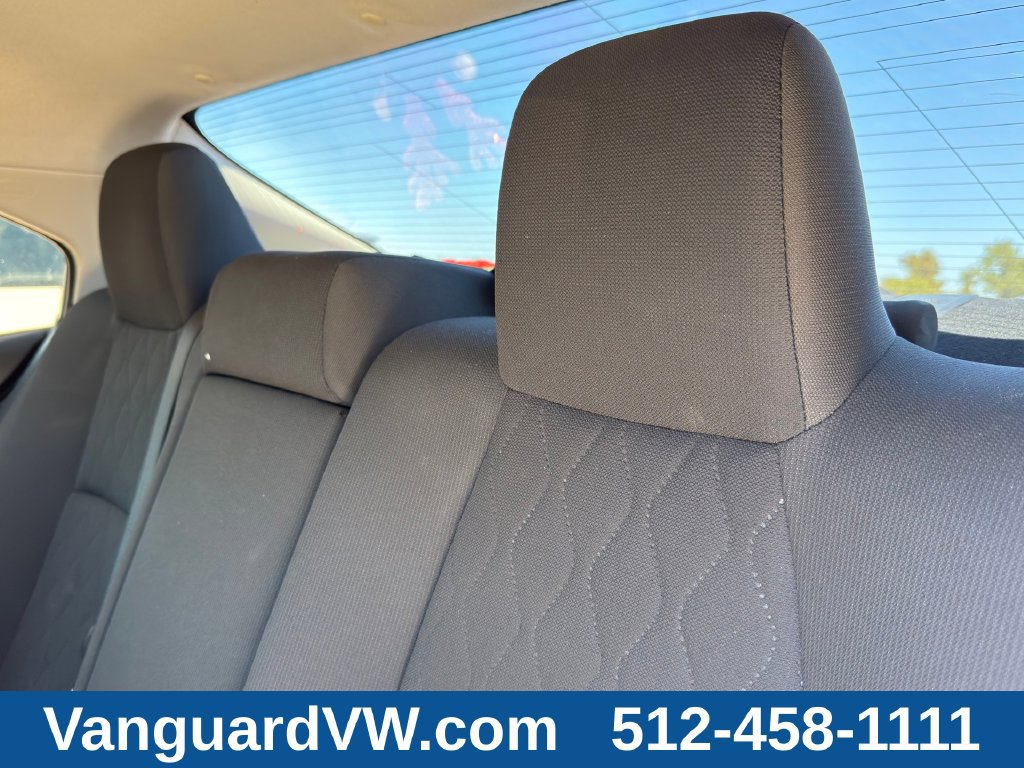 Used 2020 Toyota Corolla LE FWD image 27