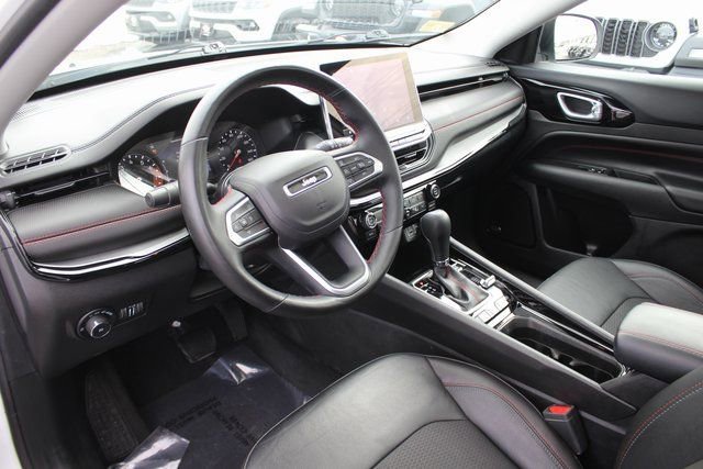 Used 2022 Jeep Compass Trailhawk w/ Sun and Sound Group image 3