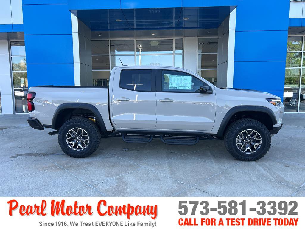 New 2026 Chevrolet Colorado ZR2 AWD/4WD image 3