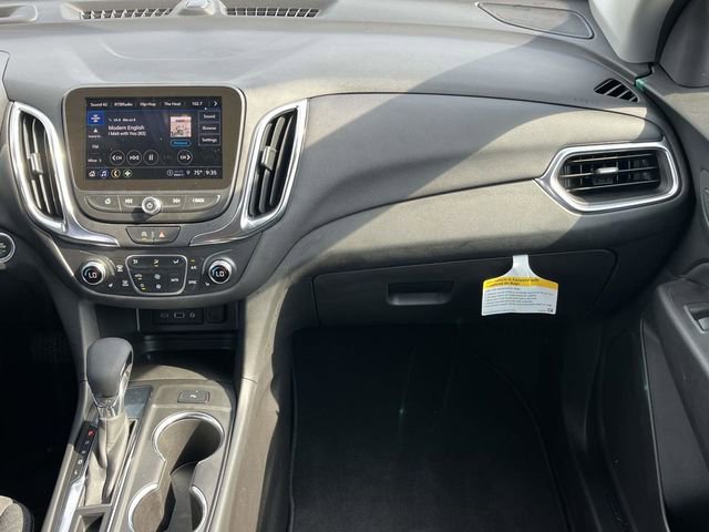 Used 2024 Chevrolet Equinox LT FWD image 18