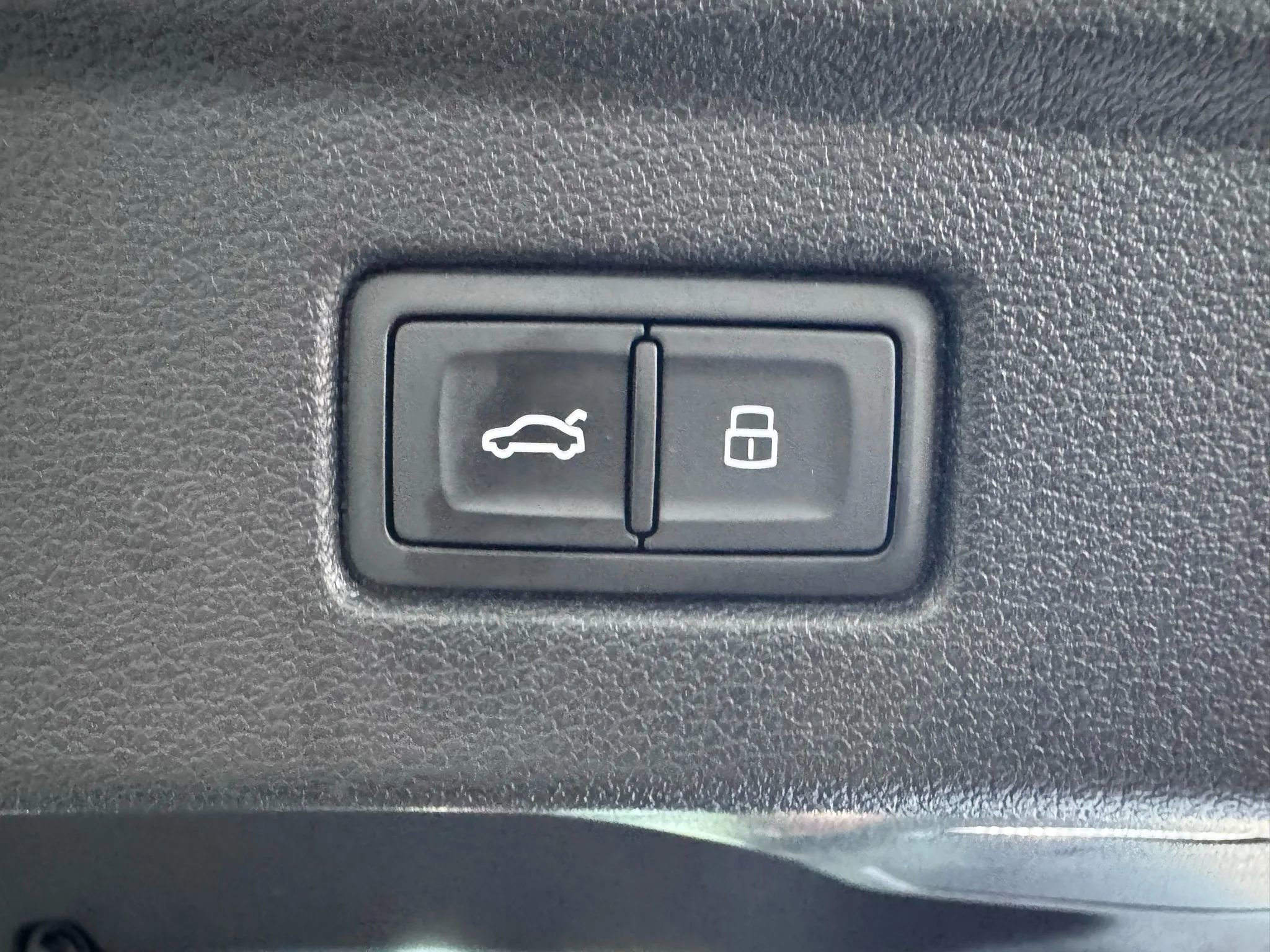 Used 2018 Audi A5 2.0T Premium Plus w/ Premium Plus image 22