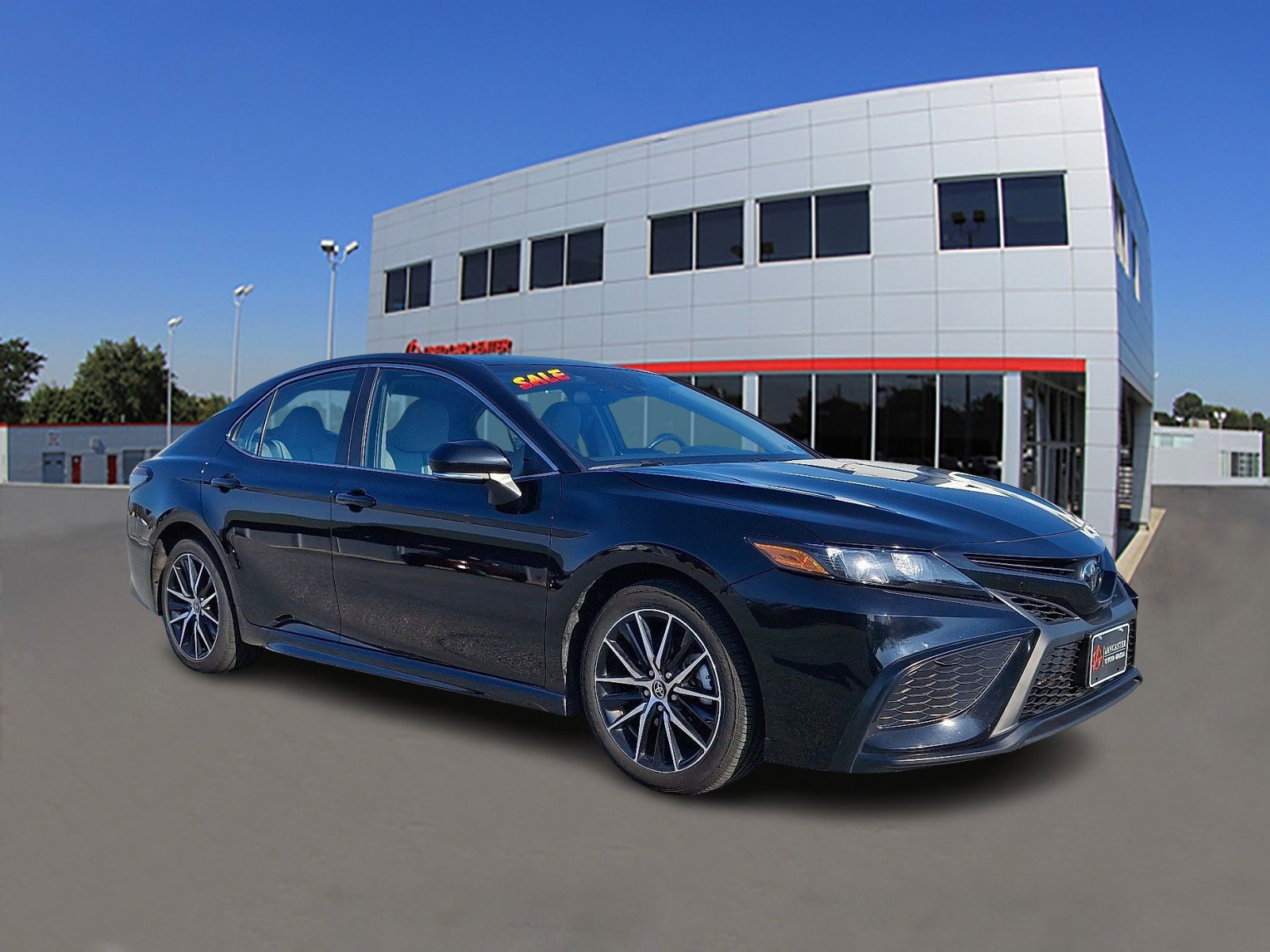 Used 2024 Toyota Camry SE